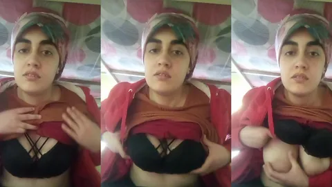 Köylü türbanlı kürt bakire kız sevgilisine memelerini atıyor