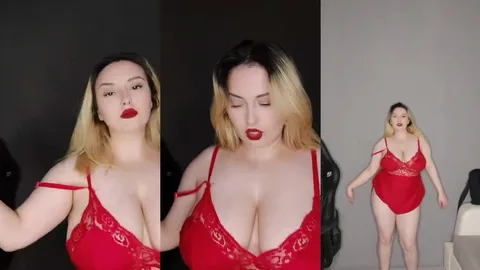 Devasa memeli şişko karı yayında dans ediyor
