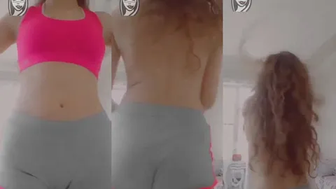 Sabah sporu sonrası memelerini açan pilates hocası