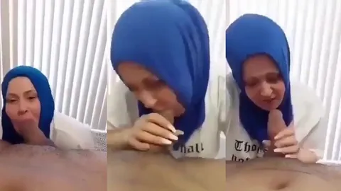 Türbanlı olgun kadın boru gibi kalın yarrağı ustaca yalıyor