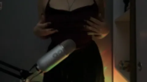 Senadeska Ayakta vücut tetikleyicileri , kıyafet tırmalama ve daha fazlası ASMR Video İzle.ts